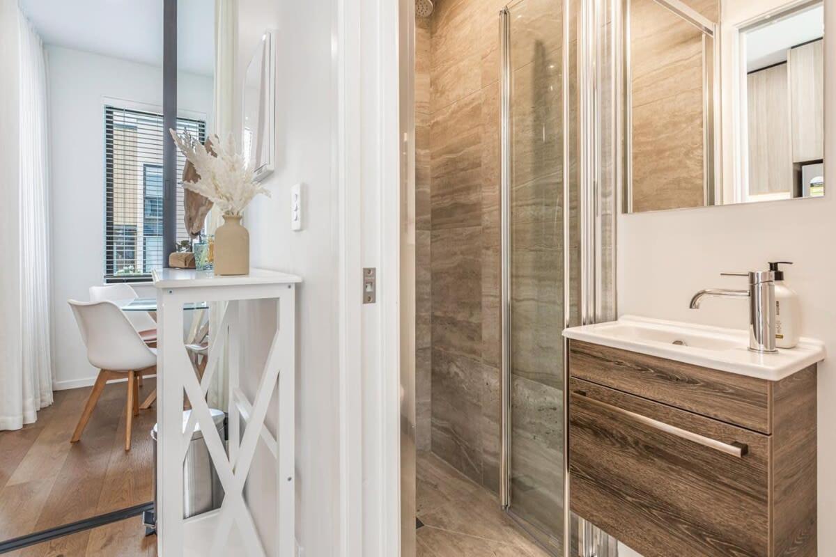 Ferienwohnung Fresh & Sleek Grey Lynn Unit With Private Patio Auckland Exterior foto