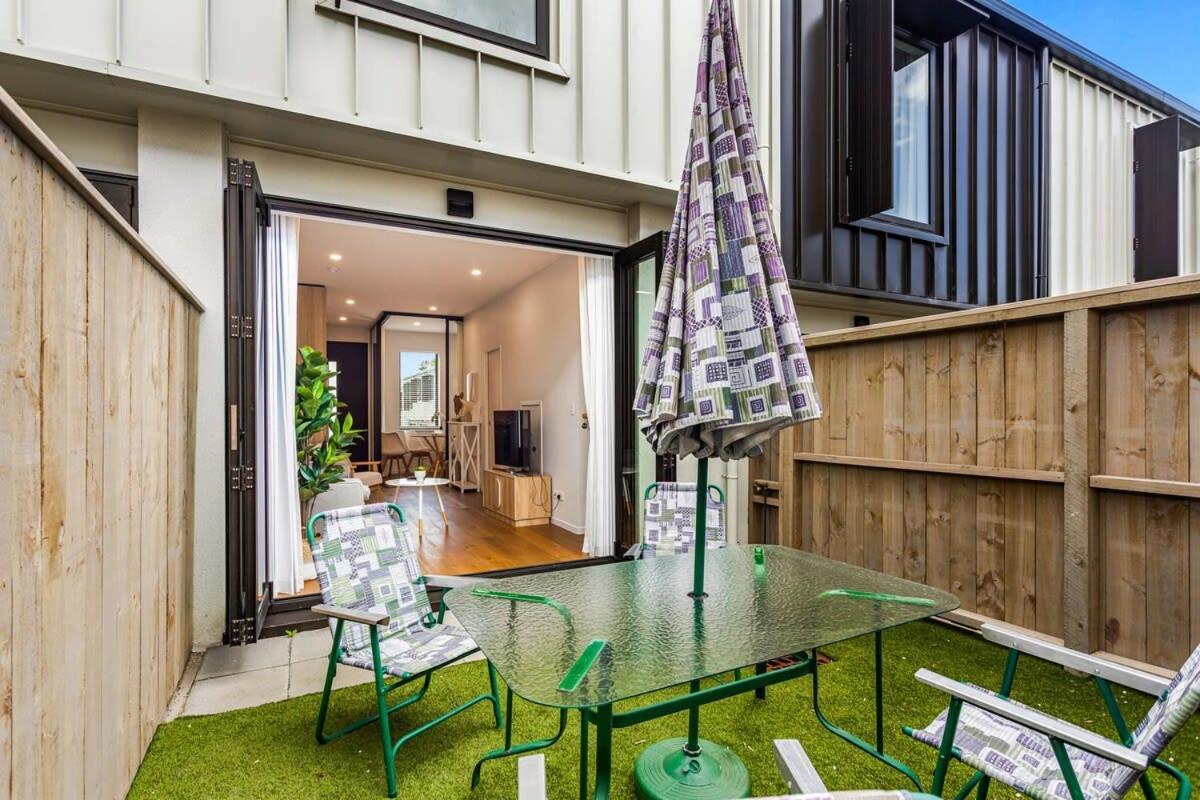 Ferienwohnung Fresh & Sleek Grey Lynn Unit With Private Patio Auckland Exterior foto